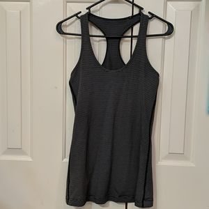 Lululemon top